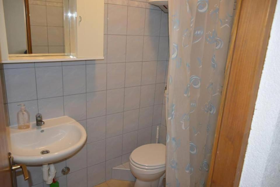 Apartmani Stjepan Veselko Vir Exteriör bild