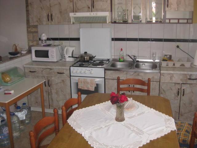 Apartmani Stjepan Veselko Vir Exteriör bild